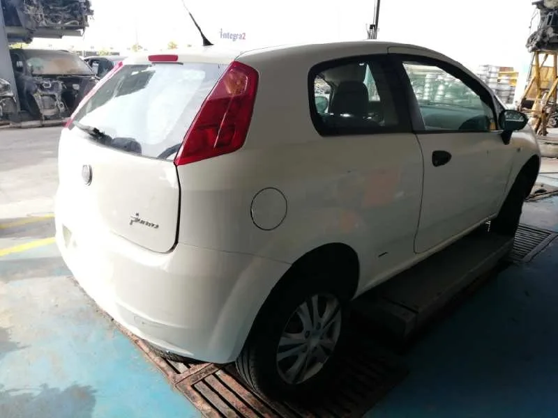 FIAT GRANDE PUNTO (199) '2006 1.3 16V MULTIJET ACTIVE (55KW) BLANCO