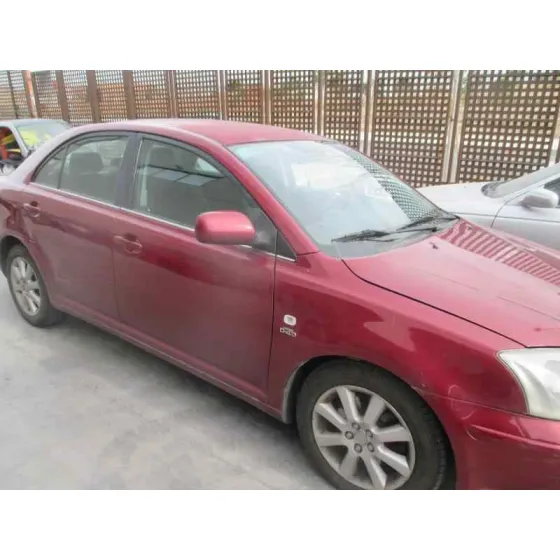 TOYOTA AVENSIS BERLINA (T25) '2004 2.0 D4-D EXECUTIVE BERLINA (5-PTAS.) GRANATE