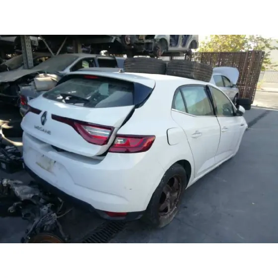 RENAULT MEGANE IV BERLINA 5P '2017 1.5 DCI DIESEL FAP ENERGY BLANCO