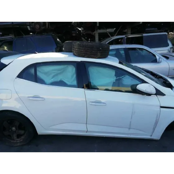 RENAULT MEGANE IV BERLINA 5P '2017 1.5 DCI DIESEL FAP ENERGY BLANCO