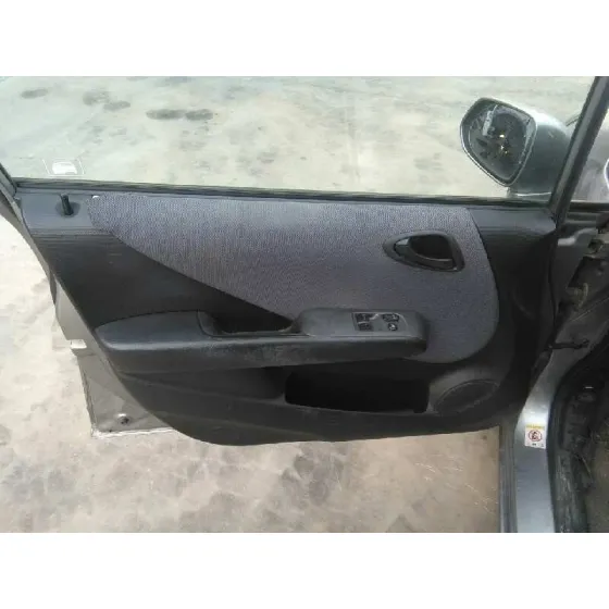 HONDA JAZZ (GD1/5) '2005 1.2 LIVE GRIS
