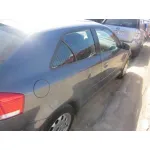 AUDI A3 (8P) AUDI A3 (8P) '2003 2.0 TDI AMBIENTE GRIS CENIZA 2003