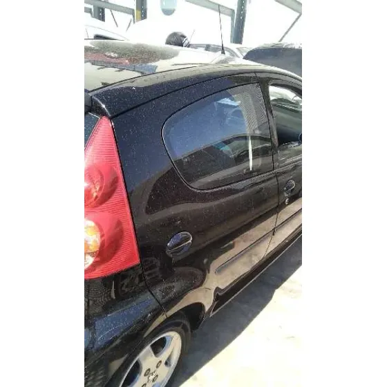 PEUGEOT 107 '2008 BASICO NEGRO