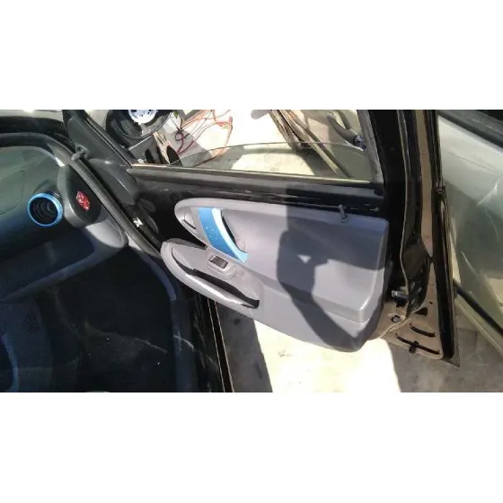 PEUGEOT 107 '2008 BASICO NEGRO
