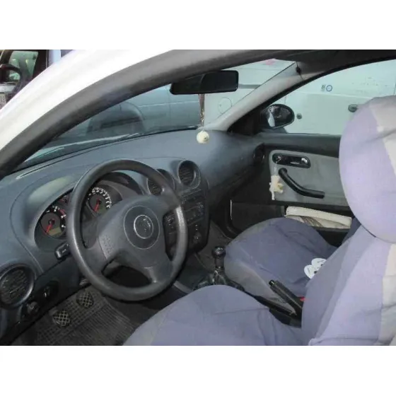 SEAT IBIZA (6L1) '2002 FRESH BLANCO