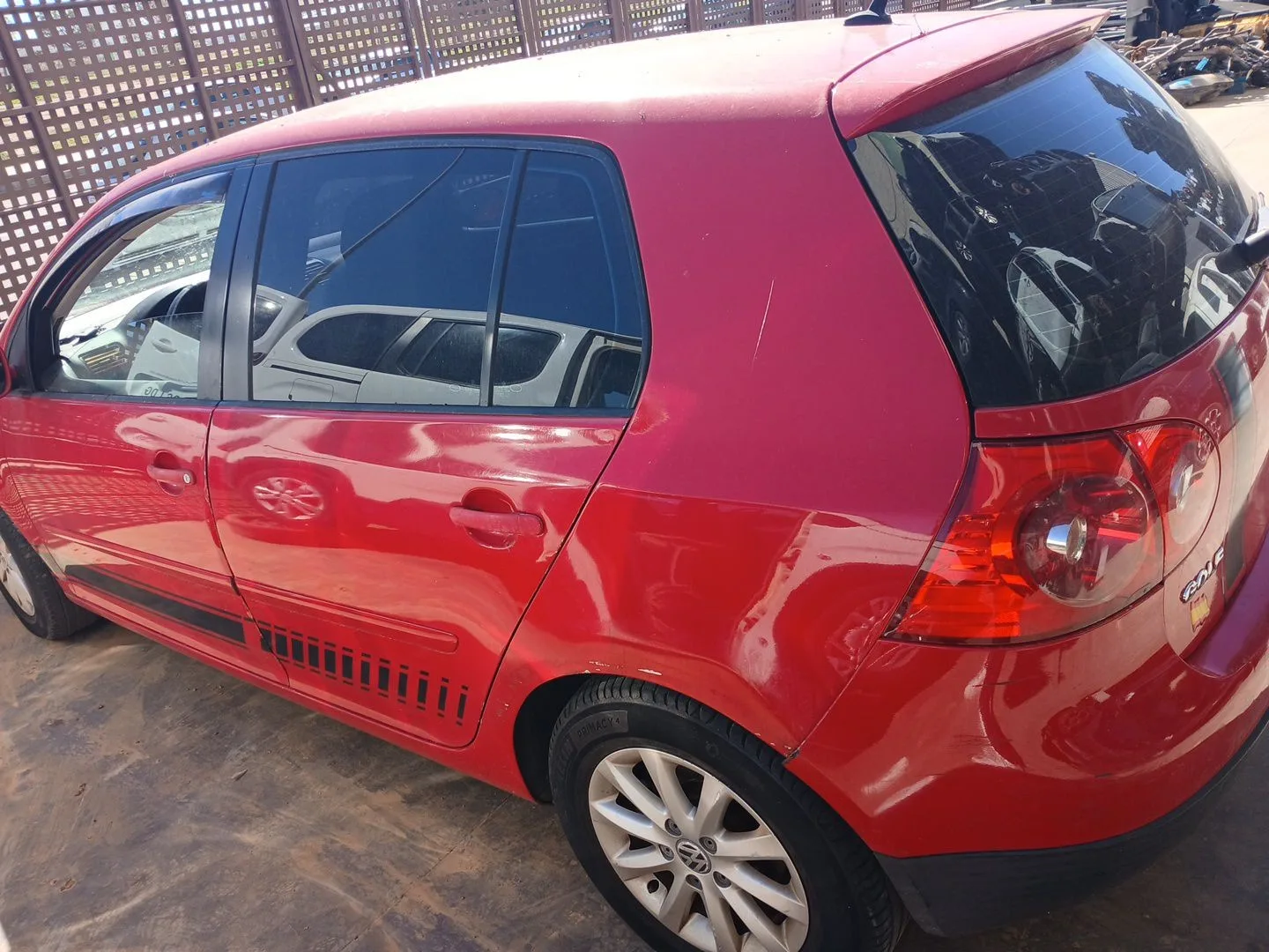 VOLKSWAGEN GOLF V (1K1) MOTOR BXE. CAMBIO MANUAL 5V CVF/KW: 12,89/77 2003