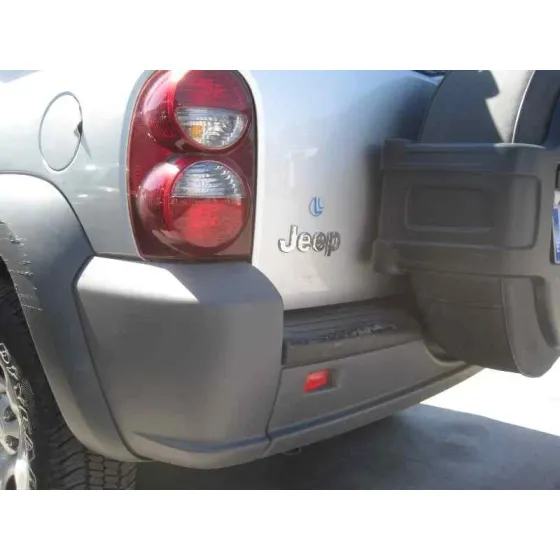 CHRYSLER JEEP CHEROKEE (KJ) '2005 2.8 CRD EXTREME GRIS