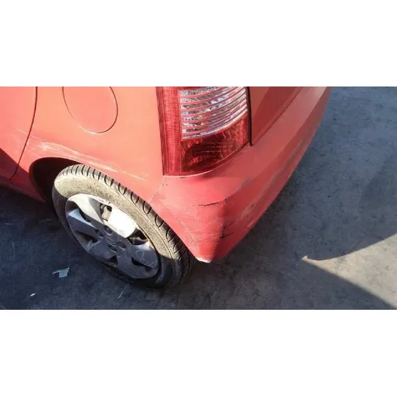 KIA PICANTO '2004 1.1 LX ROJO