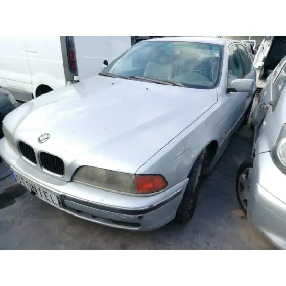 BMW SERIE 5 BERLINA (E39) '1996 525TDS GRIS