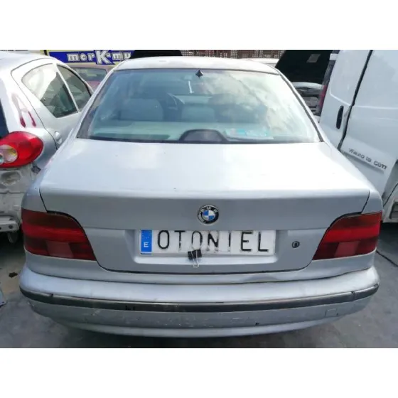 BMW SERIE 5 BERLINA (E39) '1996 525TDS GRIS