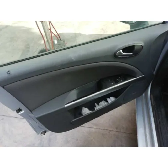 SEAT LEON (1P1) '2010 STYLE ECOMOTIVE GRIS