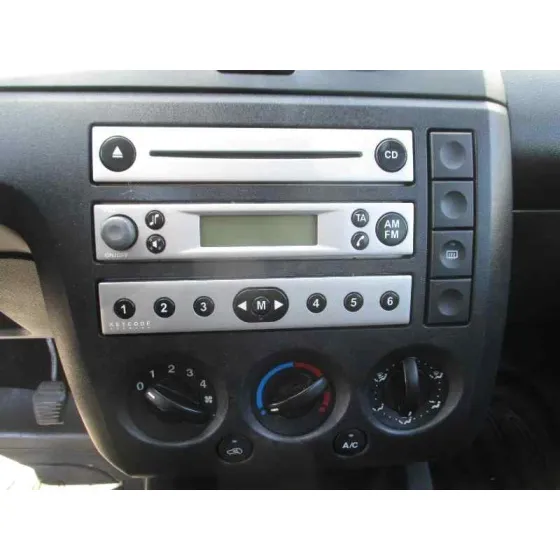 FORD FIESTA (CBK) '2005 AMBIENTE AZUL