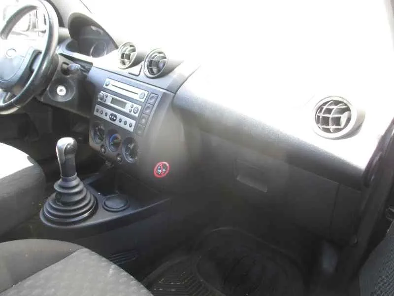 FORD FIESTA (CBK) '2005 AMBIENTE AZUL