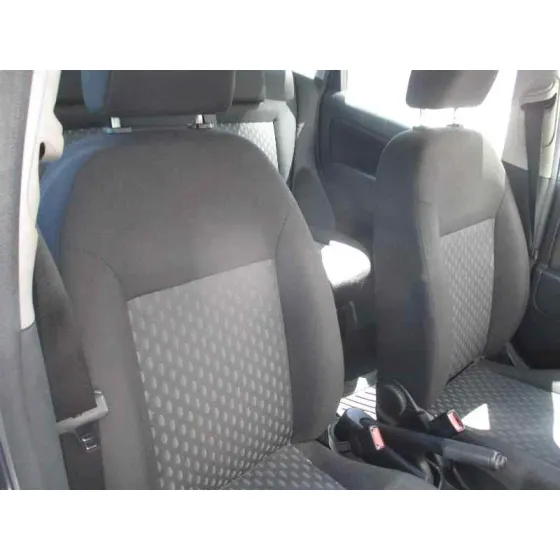 FORD FIESTA (CBK) '2005 AMBIENTE AZUL