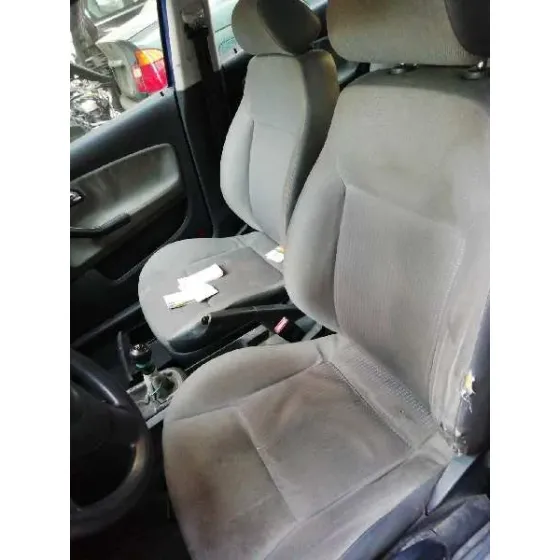 SEAT IBIZA (6L1) '2003 1.9 TDI AZUL