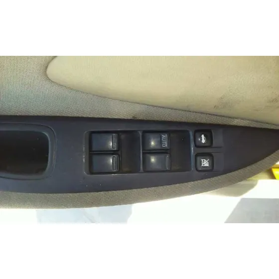 NISSAN PRIMERA BERLINA (P12) '2003 ACENTA DORADO