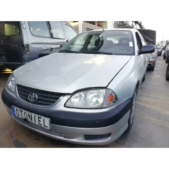 TOYOTA AVENSIS BERLINA (T 22) '2001 1.6 LUNA (5-PTAS.) GRIS PLATA