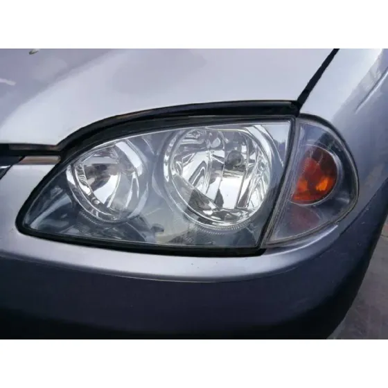 TOYOTA AVENSIS BERLINA (T 22) '2001 1.6 LUNA (5-PTAS.) GRIS PLATA