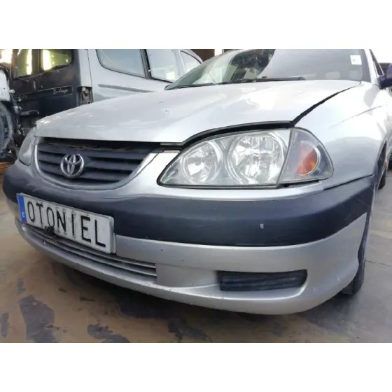TOYOTA AVENSIS BERLINA (T 22) '2001 1.6 LUNA (5-PTAS.) GRIS PLATA