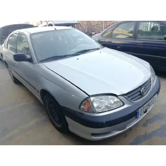 TOYOTA AVENSIS BERLINA (T 22) '2001 1.6 LUNA (5-PTAS.) GRIS PLATA
