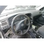 TOYOTA AVENSIS BERLINA (T 22) '2001 1.6 LUNA (5-PTAS.) GRIS PLATA