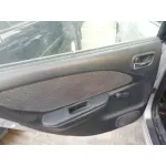 TOYOTA AVENSIS BERLINA (T 22) '2001 1.6 LUNA (5-PTAS.) GRIS PLATA
