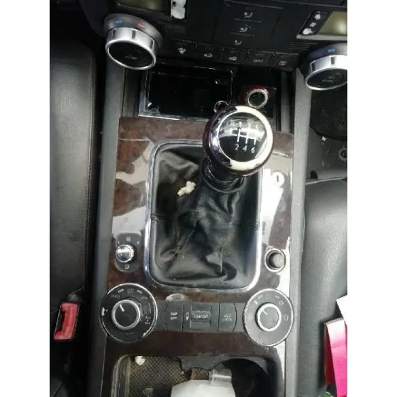 VOLKSWAGEN TOUAREG (7LA) '2004 TDI R5 NEGRO