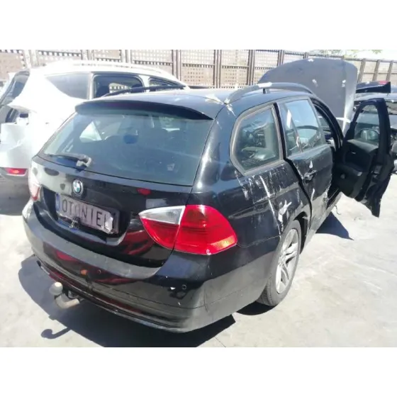 BMW SERIE 3 TOURING (E91) '2008 320D NEGRO