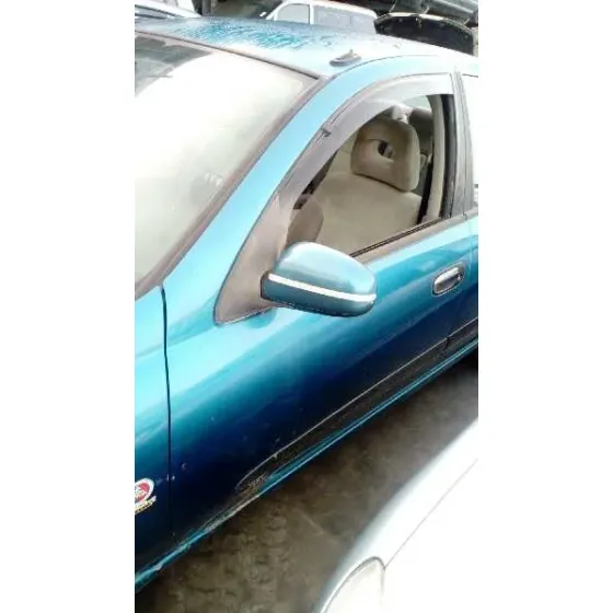 NISSAN ALMERA (N16/E) '2001 ACENTA AZUL