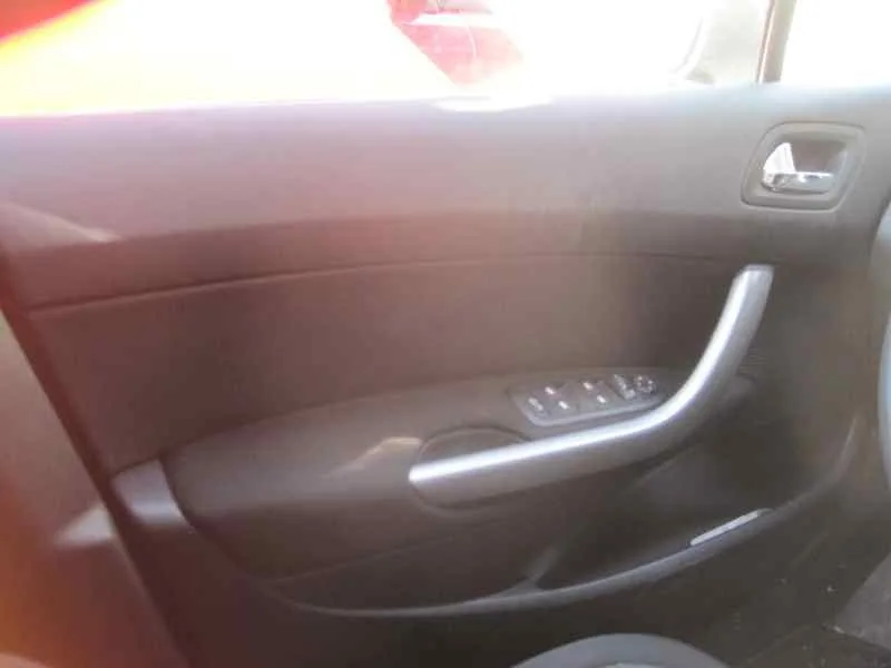 PEUGEOT 308 PEUGEOT 308 '2013 ALLURE NEGRO 2011