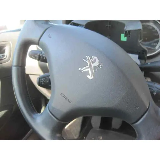 PEUGEOT 308 '2013 ALLURE NEGRO