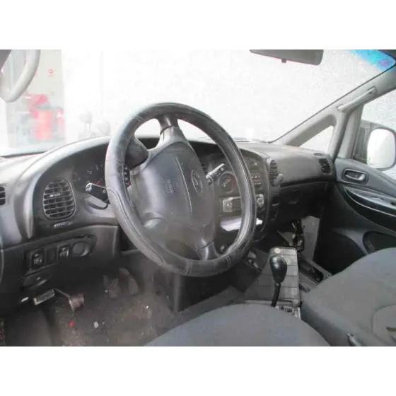 HYUNDAI H 1 '2004 2.5 TURBODIESEL GRIS