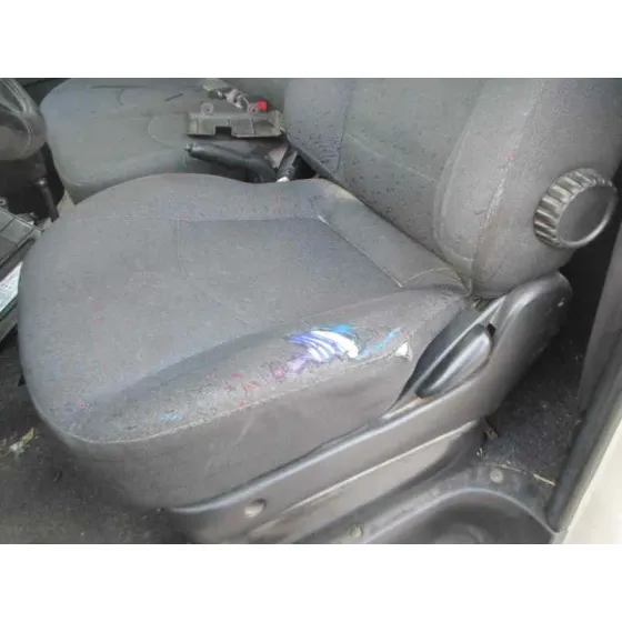 HYUNDAI H 1 '2004 2.5 TURBODIESEL GRIS