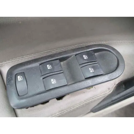 RENAULT MEGANE II FAMILIAR '2006 AUTHENTIQUE GRIS