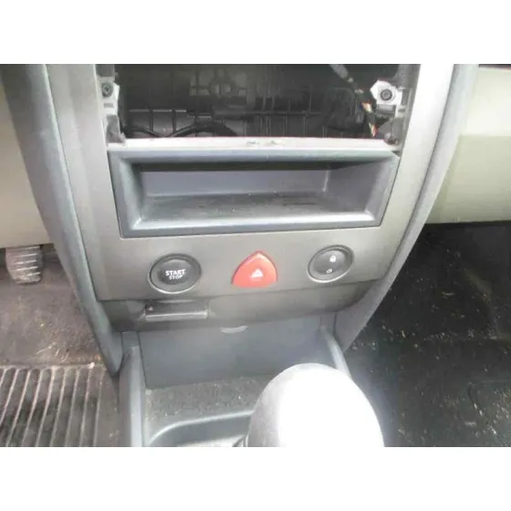 RENAULT MEGANE II FAMILIAR '2006 AUTHENTIQUE GRIS