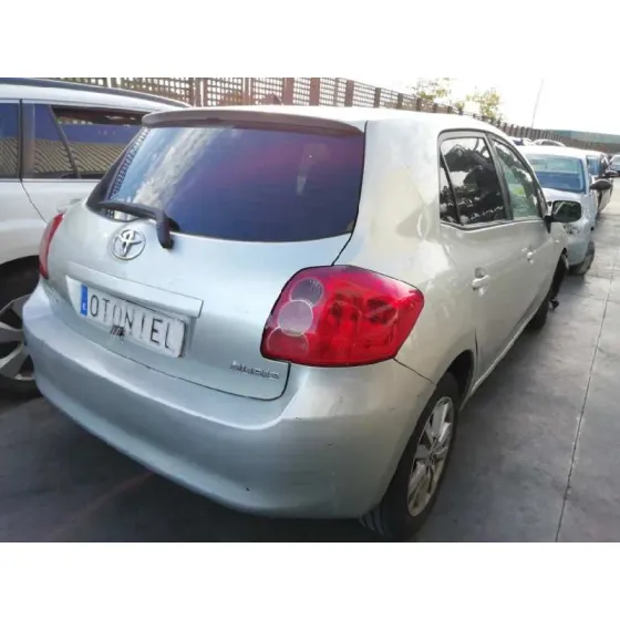 TOYOTA AURIS '2007 2.0 D-4D CAT PLATA