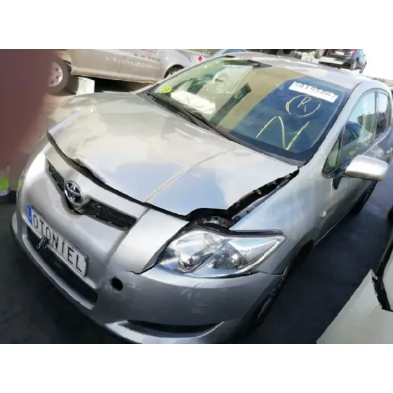 TOYOTA AURIS '2007 2.0 D-4D CAT PLATA