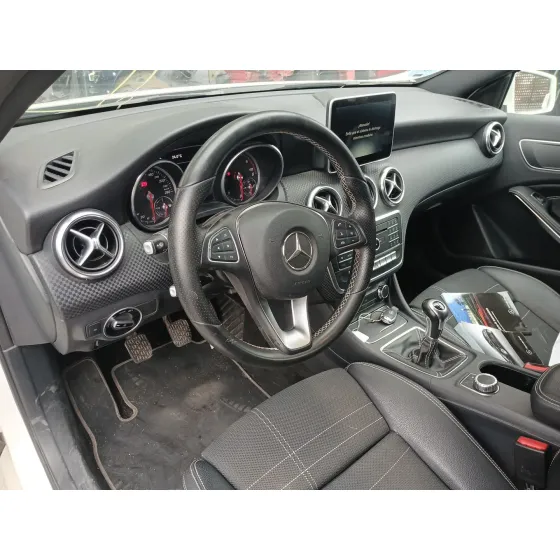 Mercedes-Benz CLASE A (W176) 2014