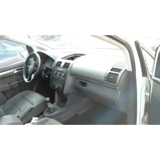 VOLKSWAGEN TOURAN (1T1) '2006 TRENDLINE BLANCO