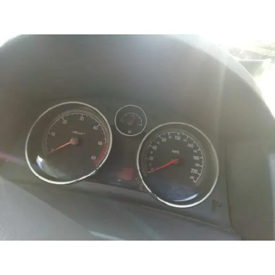 OPEL ASTRA GTC '2011 "111 YEARS" NEGRO