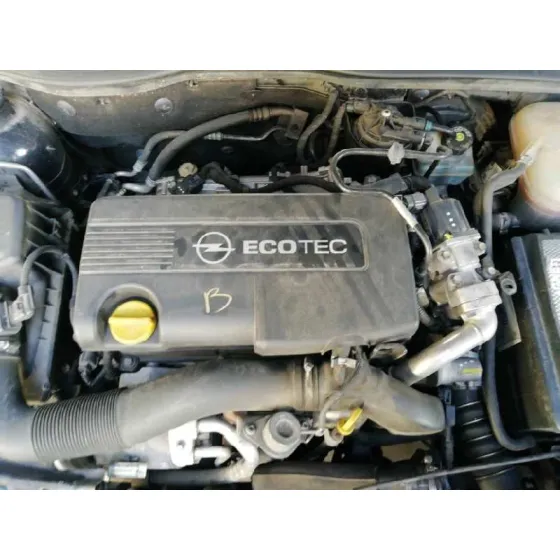 OPEL ASTRA GTC '2011 "111 YEARS" NEGRO