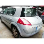 RENAULT MEGANE II BERLINA 5P RENAULT MEGANE II BERLINA 5P '2004 CONFORT AUTHENTIQUE GRIS 2002