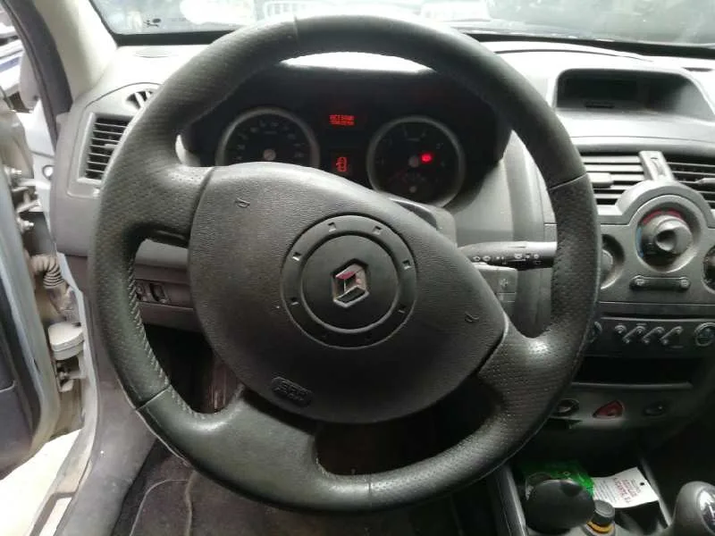 RENAULT MEGANE II BERLINA 5P '2004 CONFORT AUTHENTIQUE GRIS