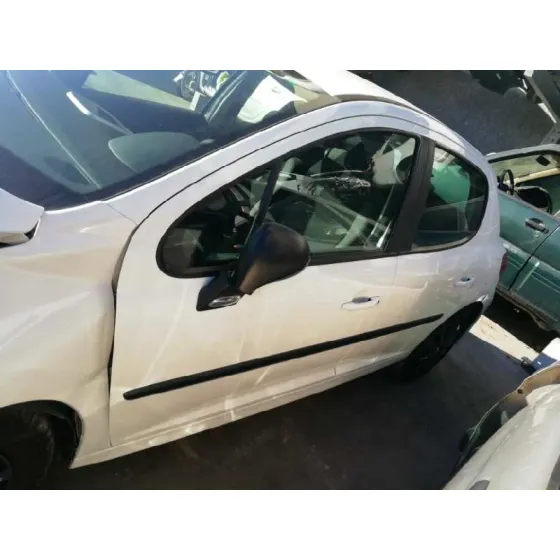 PEUGEOT 207 '2008 1.4 HDI BLANCO
