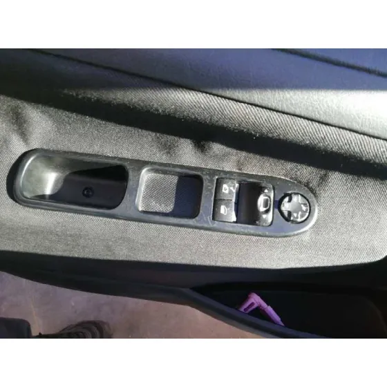 PEUGEOT 207 '2008 1.4 HDI BLANCO