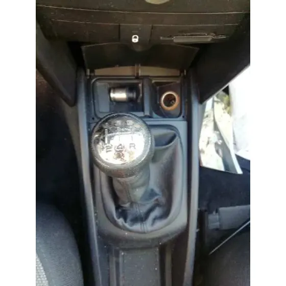 PEUGEOT 207 '2008 1.4 HDI BLANCO