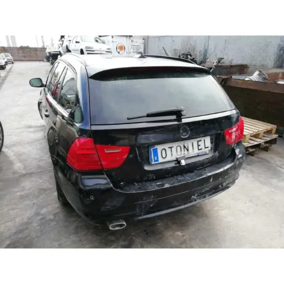 BMW SERIE 3 TOURING (E91) '2011 320D XDRIVE NEGRO