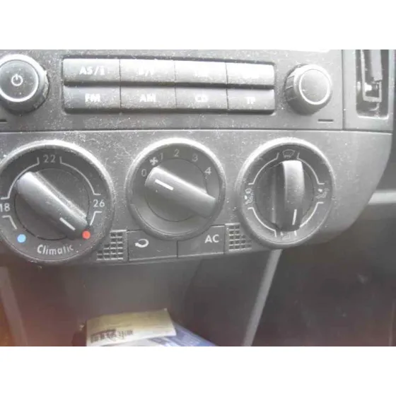VOLKSWAGEN POLO (9N3) '2006 ADVANCE AZUL