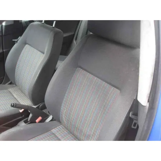 VOLKSWAGEN POLO (9N3) '2006 ADVANCE AZUL
