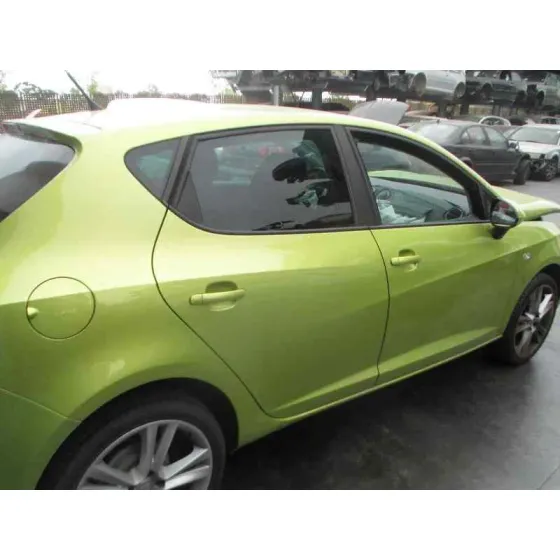 SEAT IBIZA (6J5) '2010 1.4 16V VERDE PISTACHO